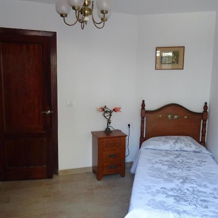 Piso En Centro Urbano De Puentedeume Con Terraza Apartment Luaran gambar