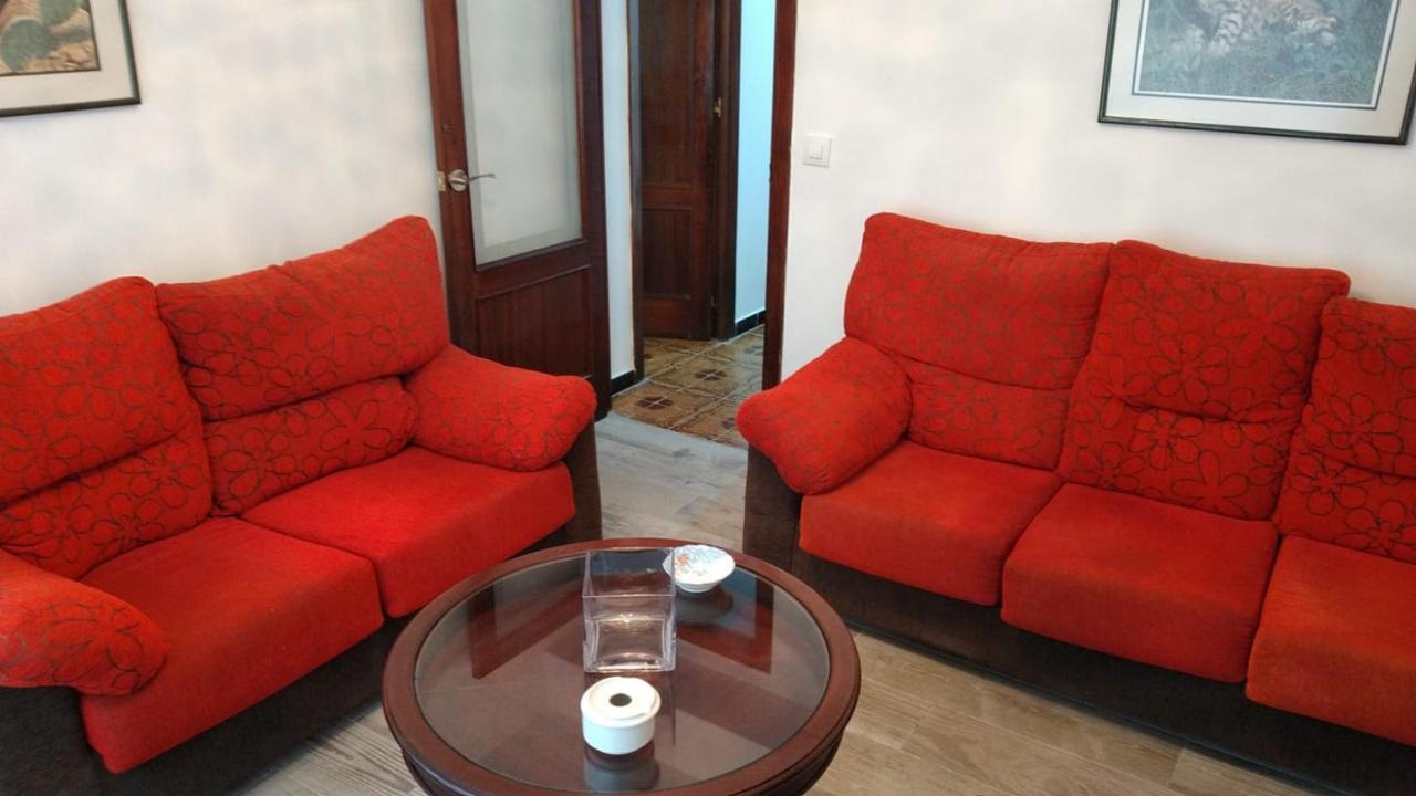 Piso En Centro Urbano De Puentedeume Con Terraza Apartment Luaran gambar