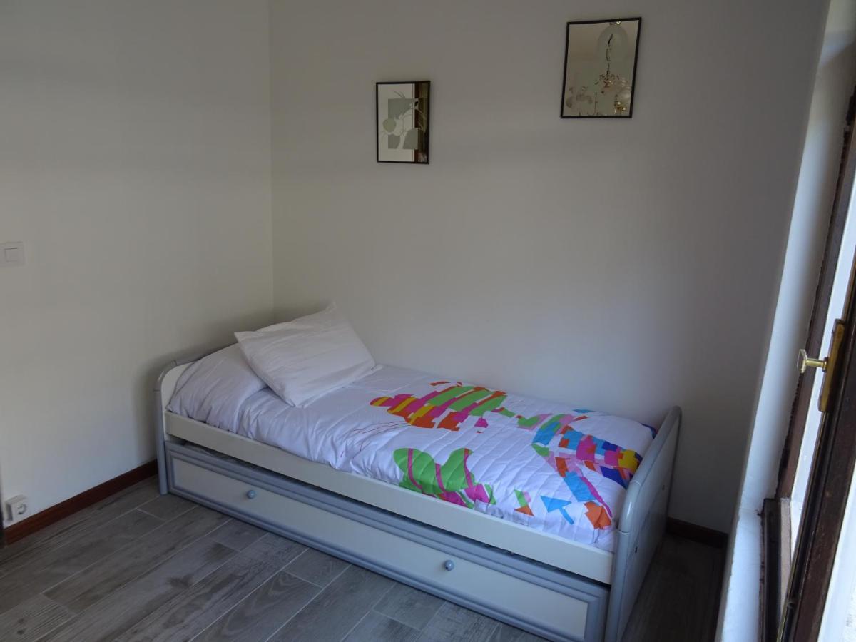 Piso En Centro Urbano De Puentedeume Con Terraza Apartment Luaran gambar