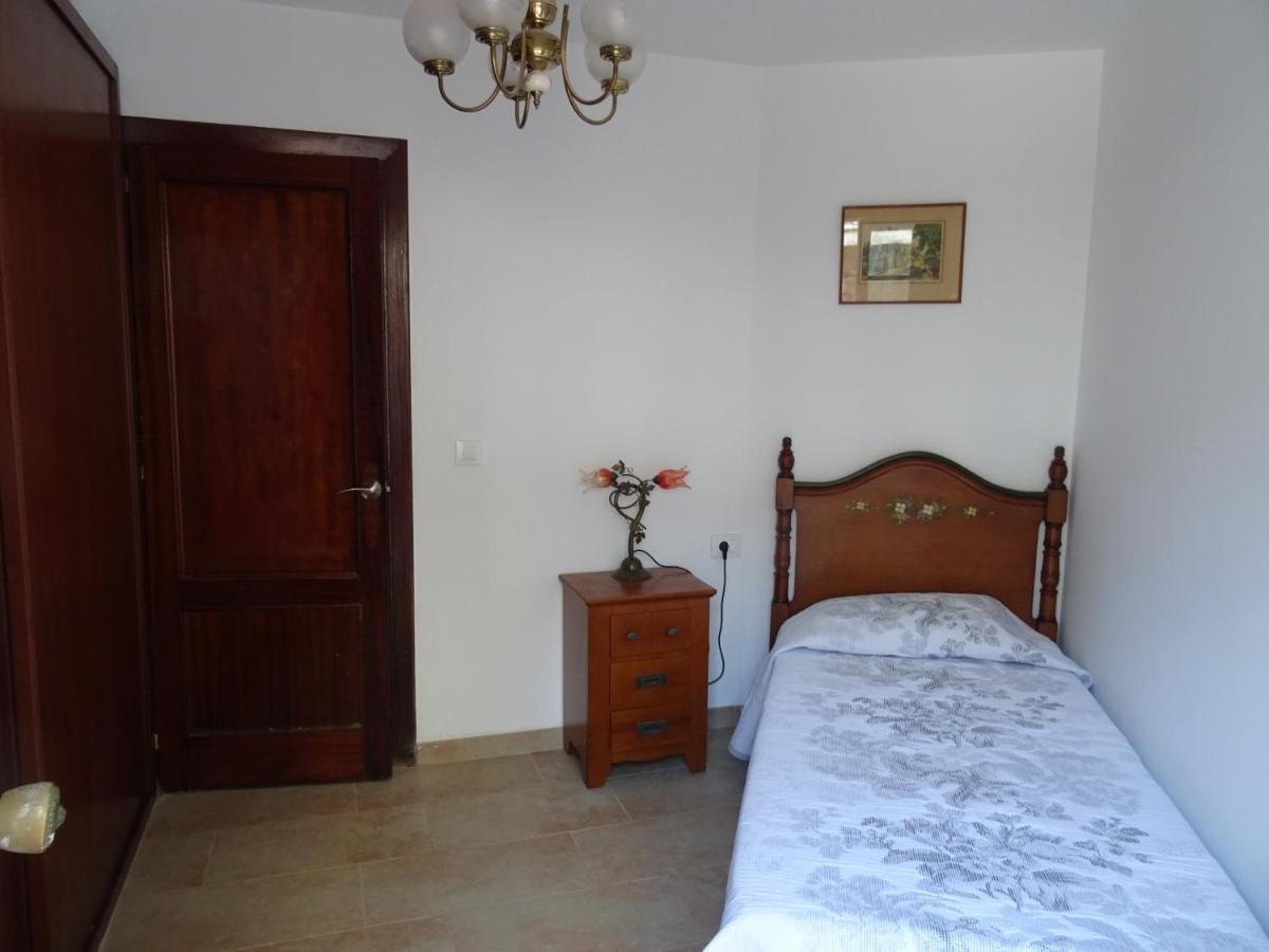 Piso En Centro Urbano De Puentedeume Con Terraza Apartment Luaran gambar