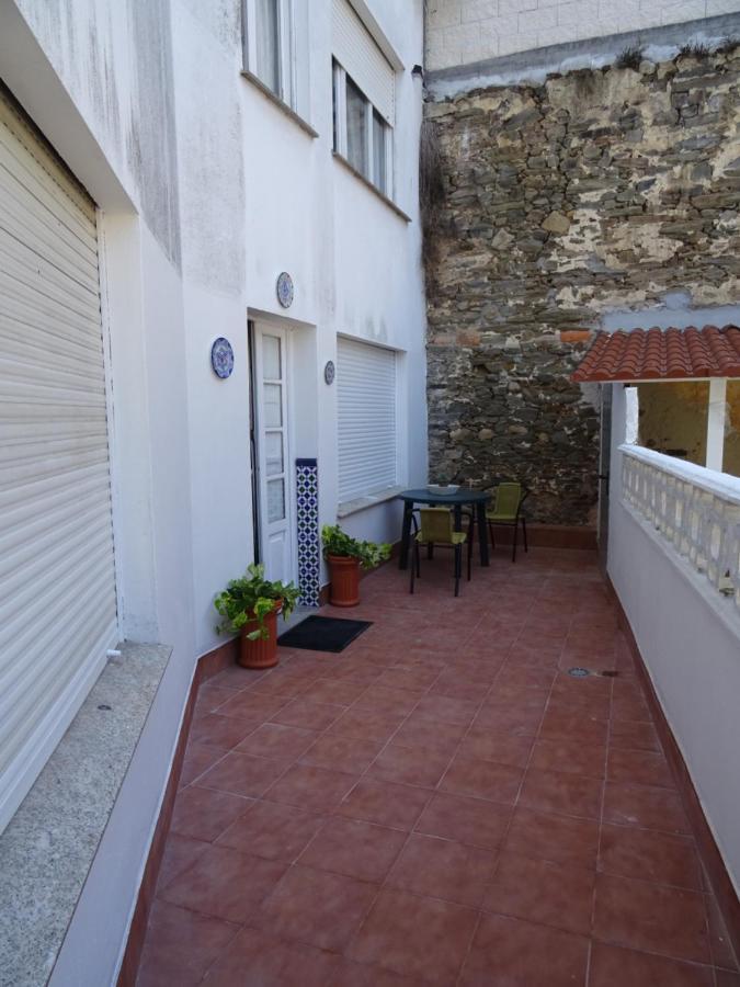 Piso En Centro Urbano De Puentedeume Con Terraza Apartment Luaran gambar